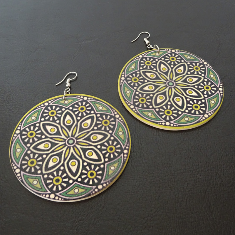 Boucles d'oreilles XXL aux motifs orientaux