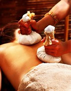 Bien-être : Pochons de massage Thai, Baume du tigre, Encens | D'ors & Déjà Boutique